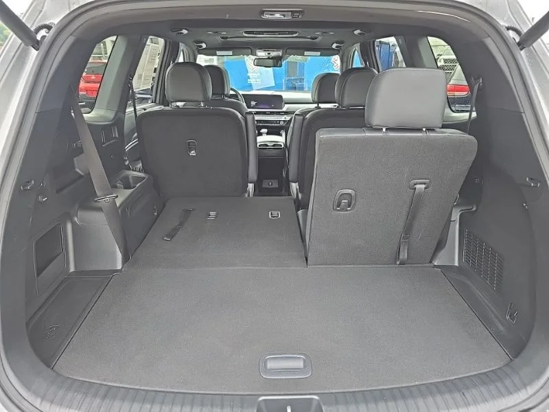 Used 2024 Gray Kia EX X-Line image 30