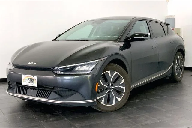 2024 Kia EV6 Light's photo