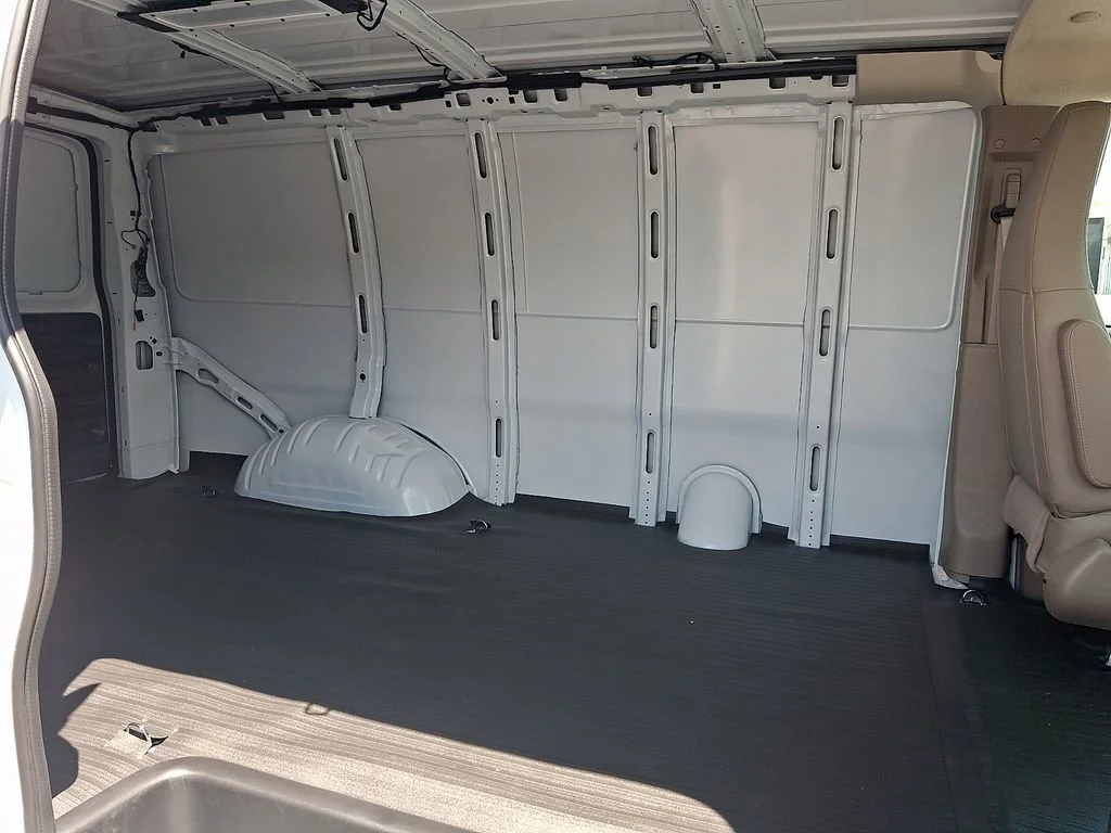 New 2026 Summit White GMC Work Van image 6