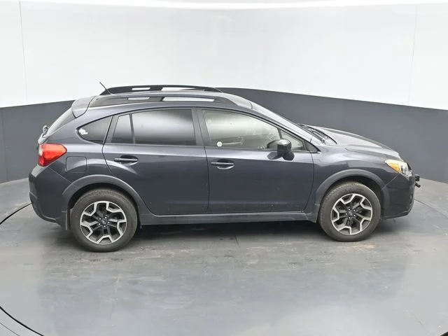 Used 2016 Gray Subaru 2.0i Premium image 24