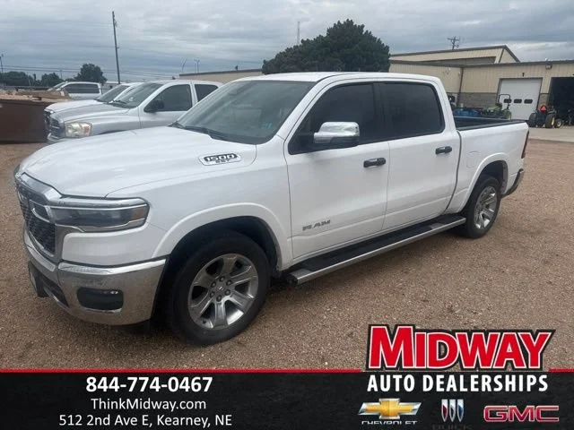 2025 RAM 1500 Big Horn/Lone Star 4x4 Crew Cab 5'7's photo