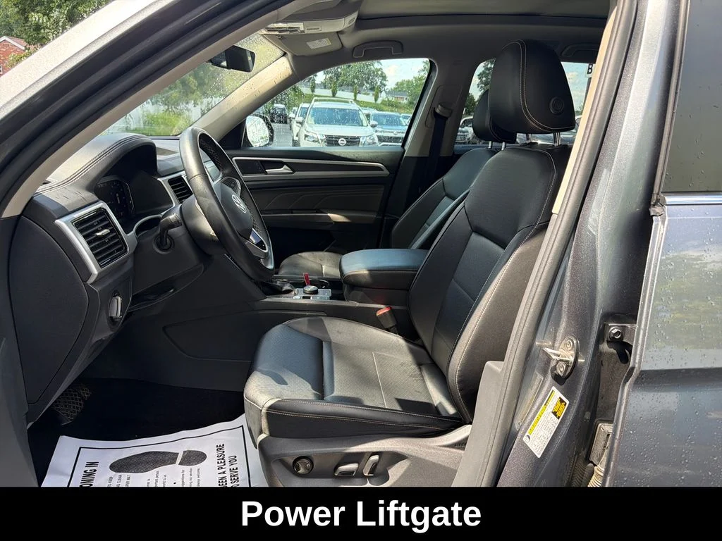 Used 2023 Gray Volkswagen 2.0T SE w/Technology image 11