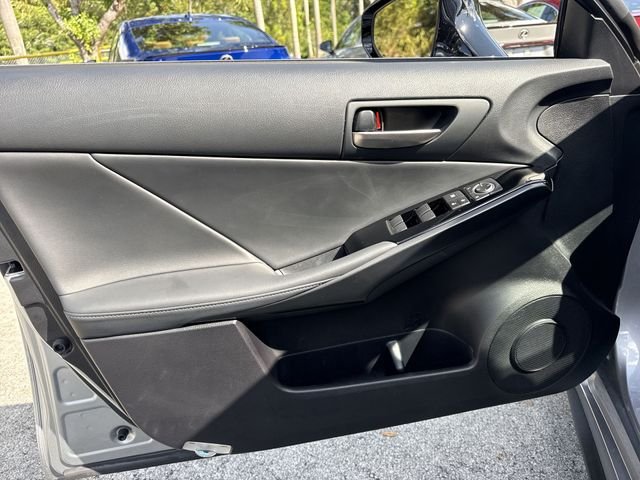 Certified Used 2025 IRIDIUM Lexus 300 image 13