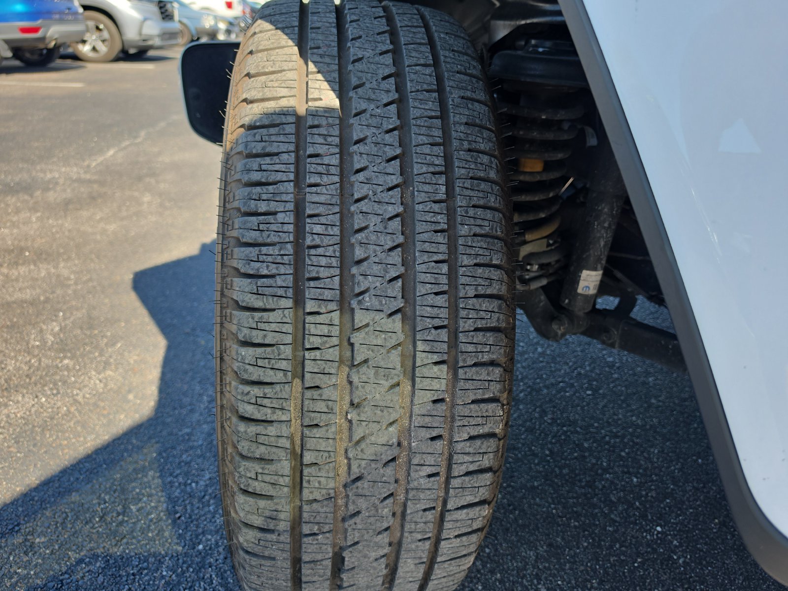 Used 2022 White Jeep High Altitude image 27