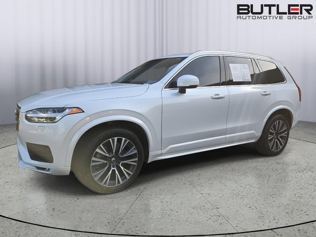 2022 Volvo XC90 Momentum