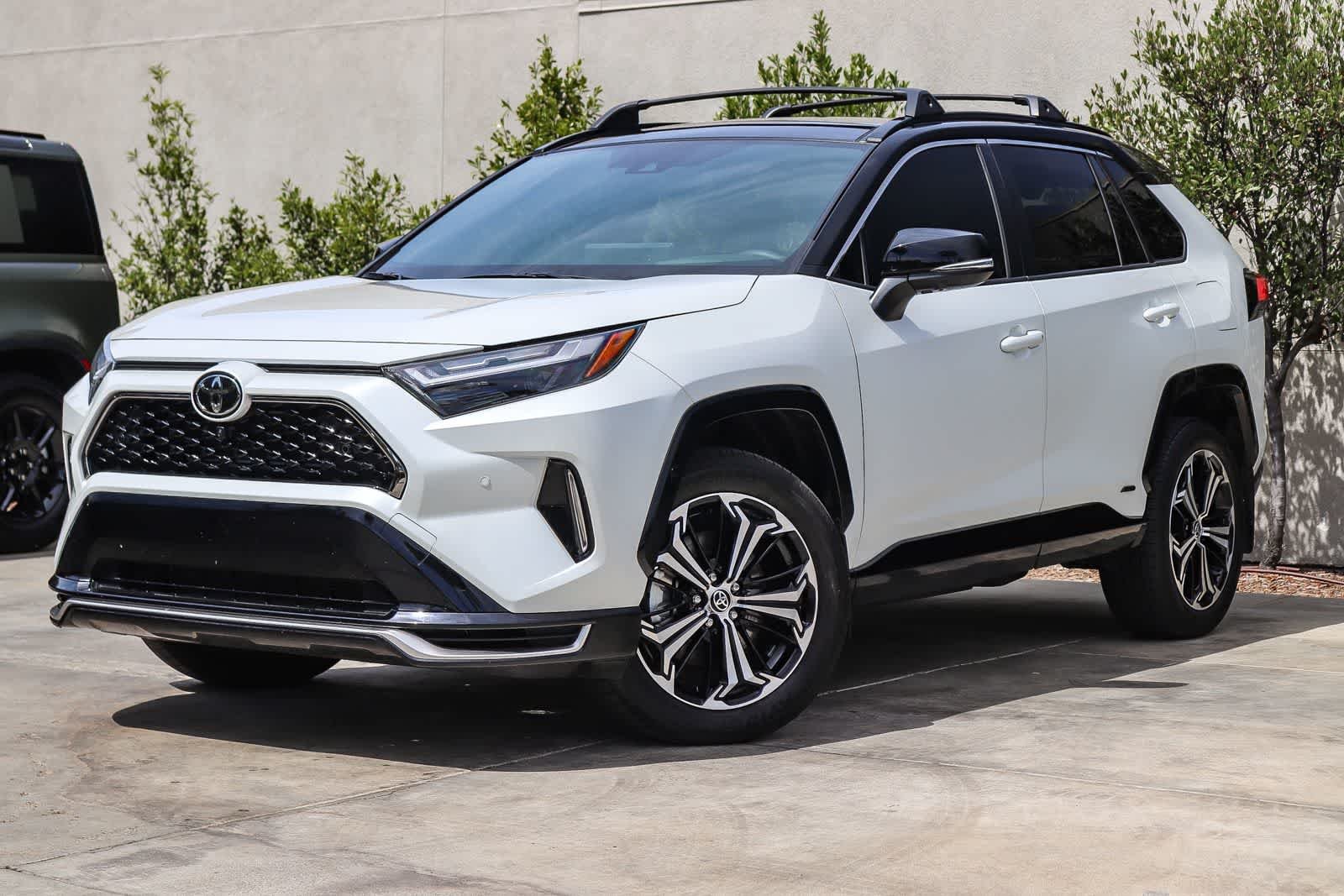 2025 Toyota RAV4 Plug-In Hybrid XSE