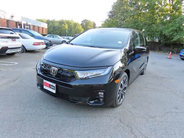 2026 Honda Odyssey Elite's photo