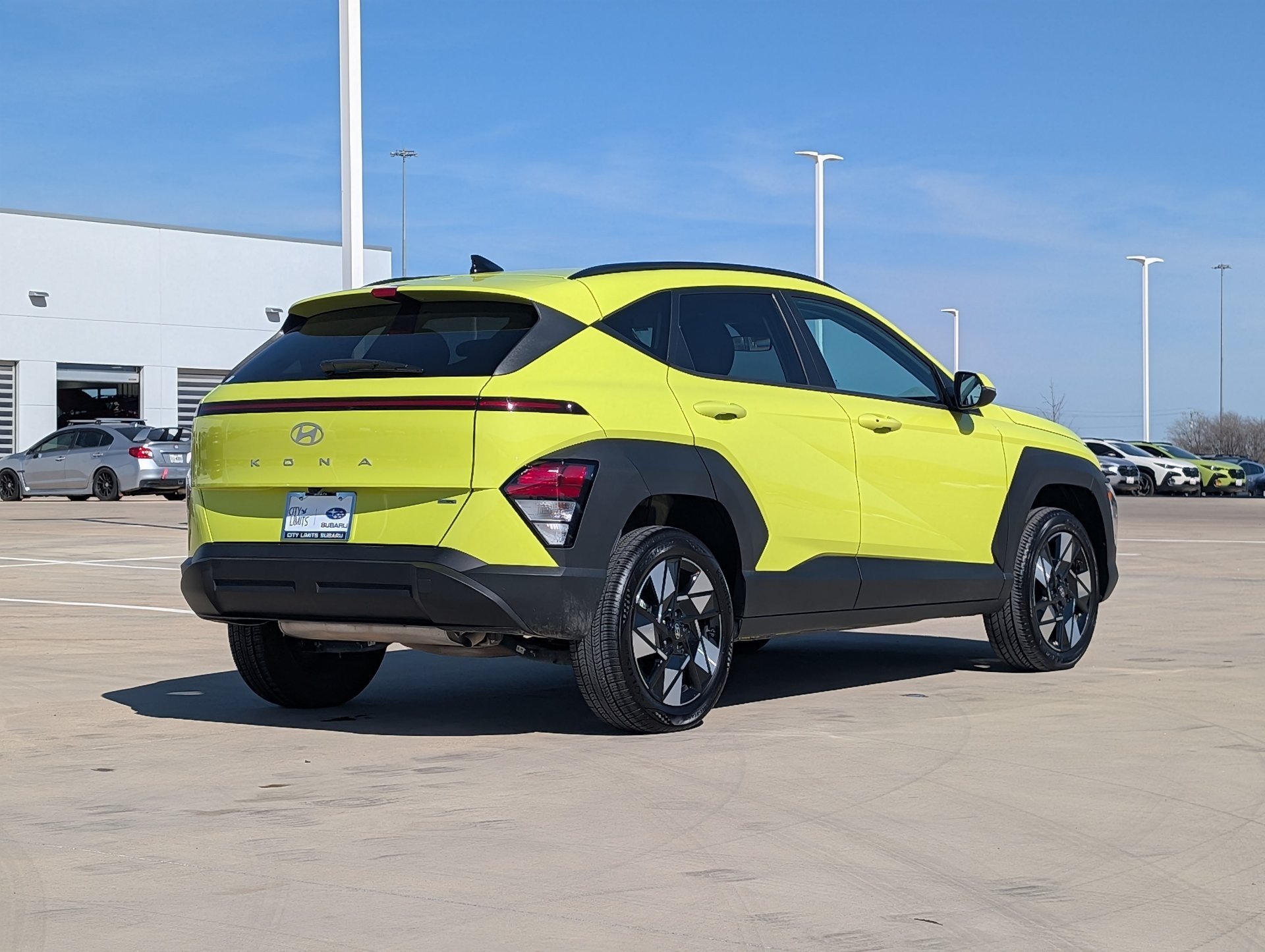 2025 Hyundai Kona SEL - Photo 5