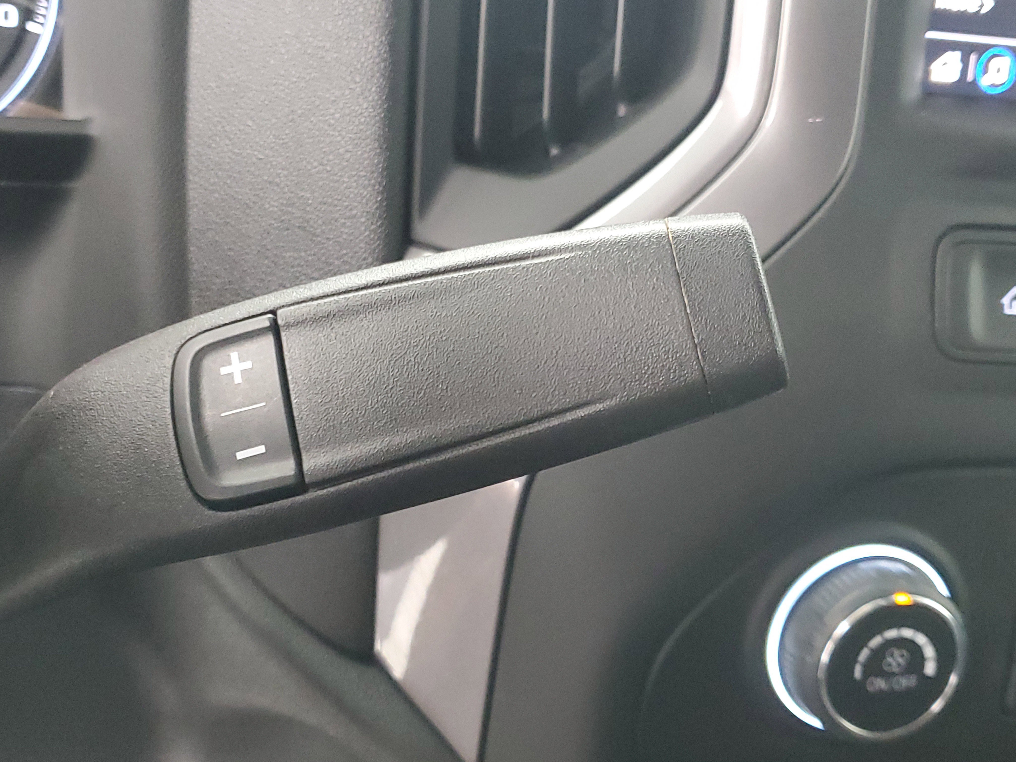 2024 Chevrolet Silverado 1500 Custom - Photo 28