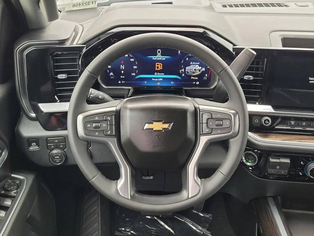 2026 Chevrolet Silverado 3500 HD LT - Photo 9