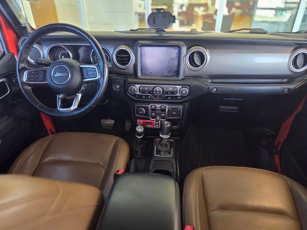 Used 2020 Punkn Metallic Clearcoat Jeep Rubicon image 30