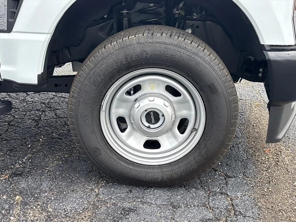 2026 Ford F-350 Super Duty XL - Photo 10