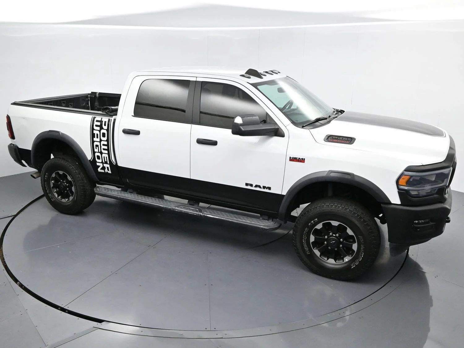 Used 2021  RAM Power Wagon image 33