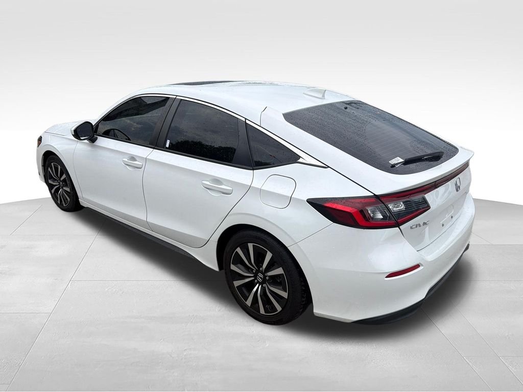 Used 2024 White Honda EX-L image 3
