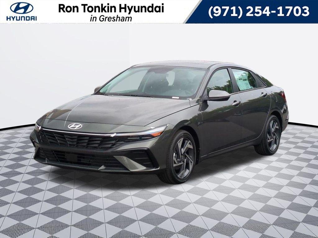 2026 Hyundai Elantra 2.0 Limited IVT's photo