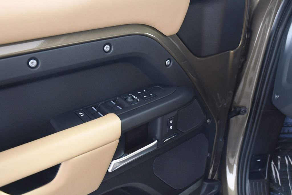 New 2026 Gondwana Stone Land Rover S image 15