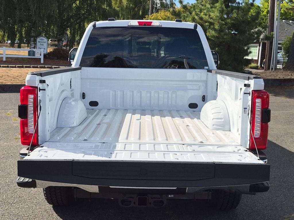 New 2026 Oxford White Ford F-250® Lariat® image 24