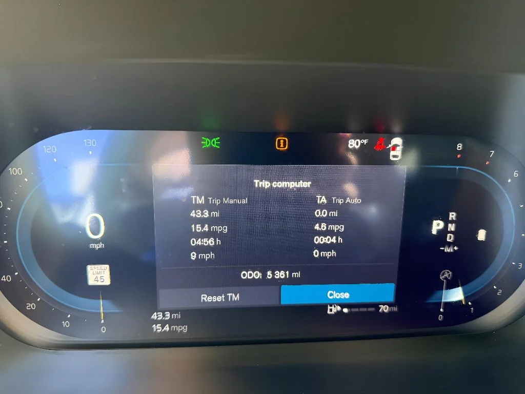 2025 Volvo XC60 Core - Photo 11