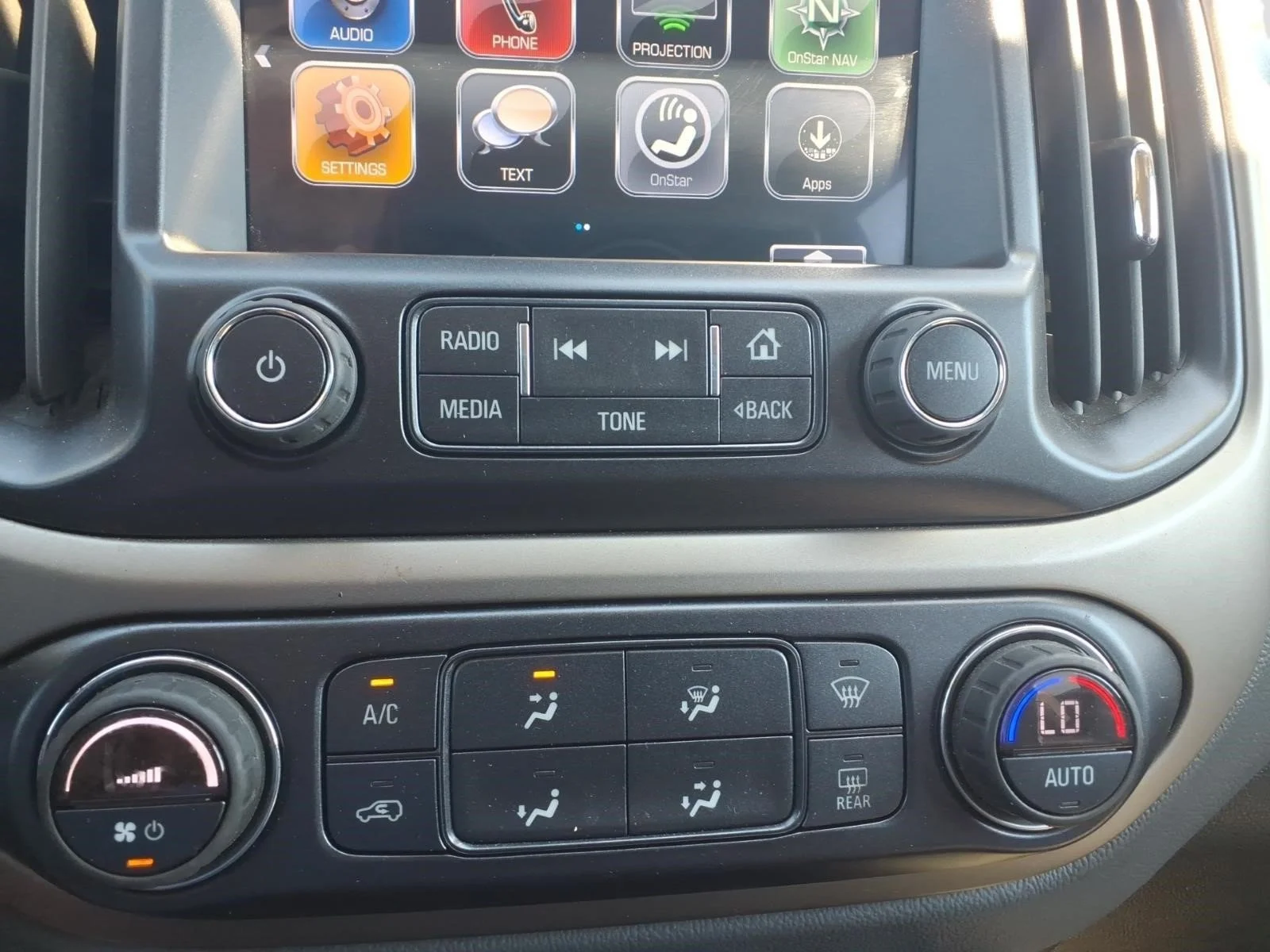 Used 2017 Red Hot G7c Chevrolet Z71 image 18