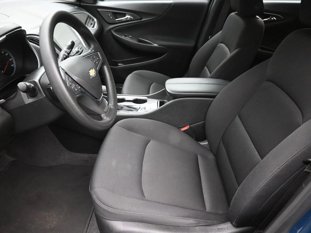 2024 Chevrolet Malibu 1LT - Photo 13