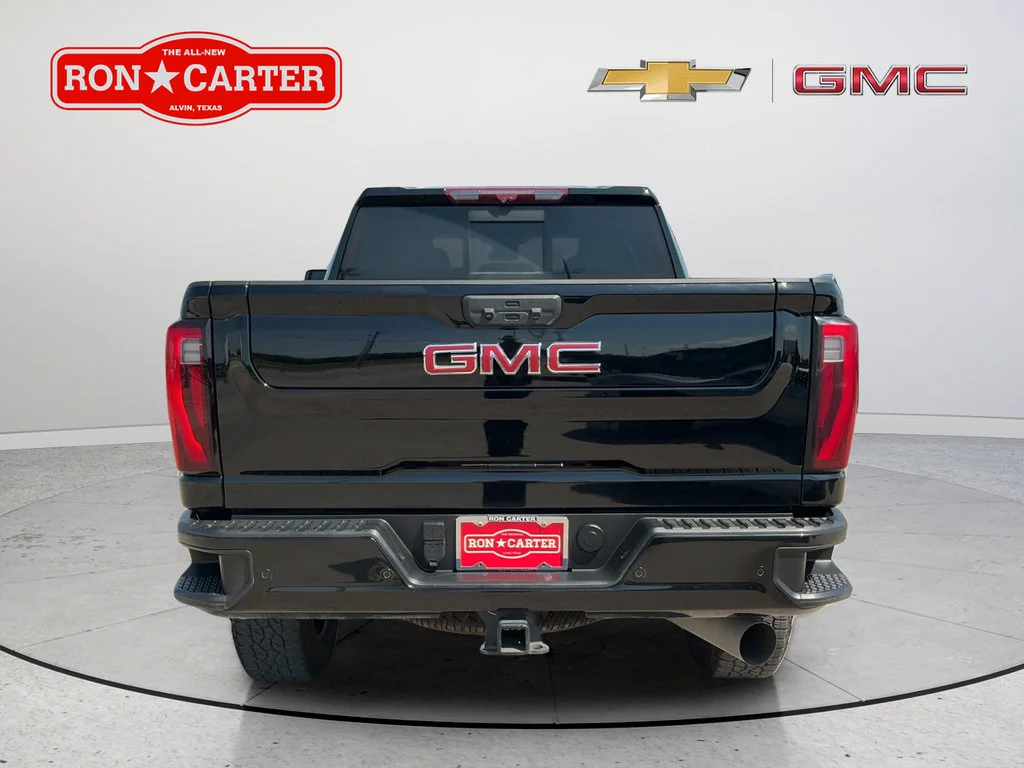 Used 2024 Onyx Black GMC Denali image 5
