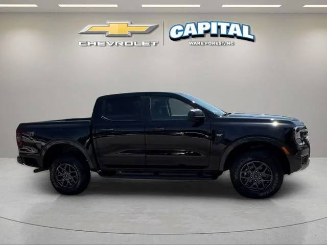 Used 2024  Ford XLT image 6