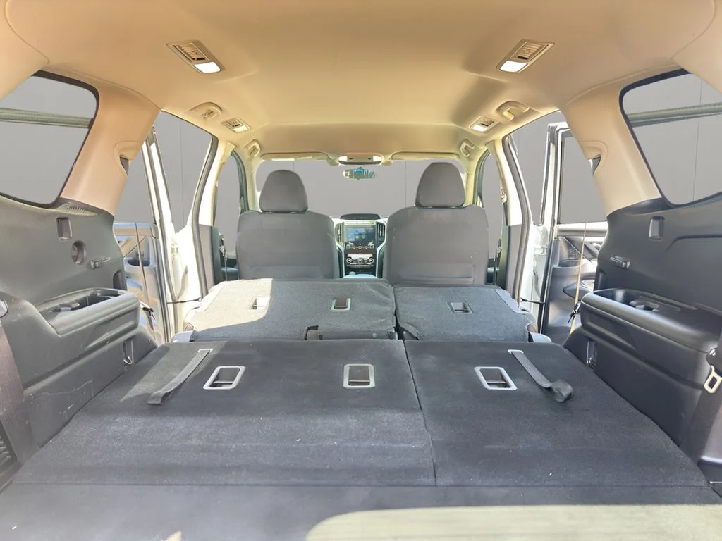 Used 2022 Crystal White Pearl Subaru Premium image 5