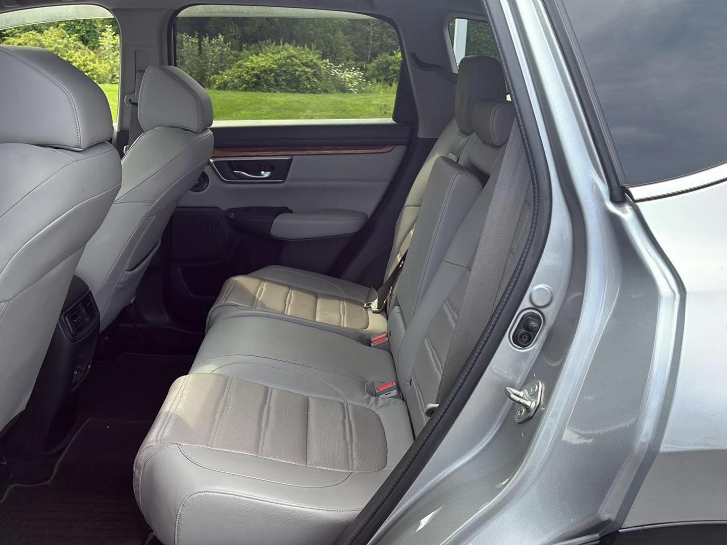 Used 2020 Lunar Silver Metallic Honda EX-L image 15