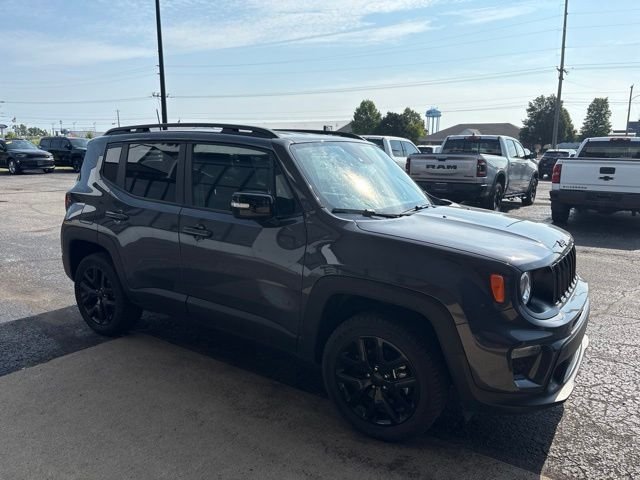 Used 2023 Gray Jeep Altitude image 7