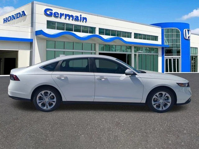 New 2026 Platinum White Pearl Honda LX image 2