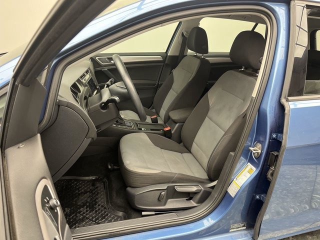 Used 2015 Blue Volkswagen Limited Edition image 10