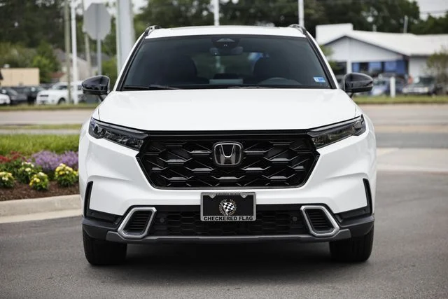 Certified Used 2025 Platinum White Pearl Honda Sport Touring image 14