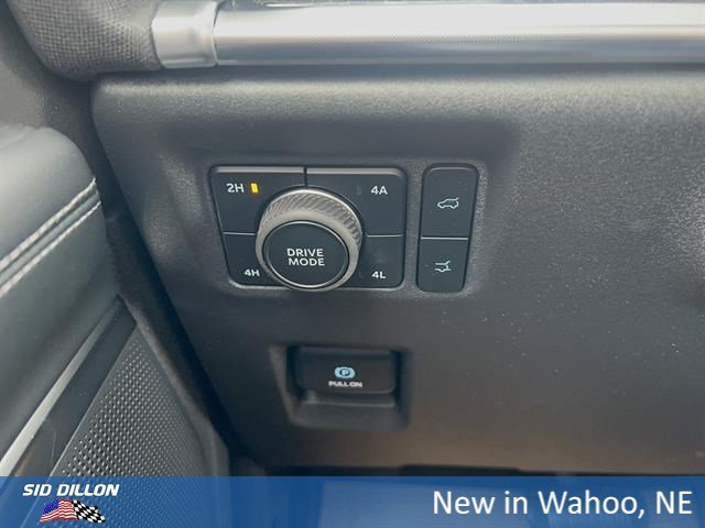 New 2026 Agate Black Metallic Ford MAX Platinum® image 33