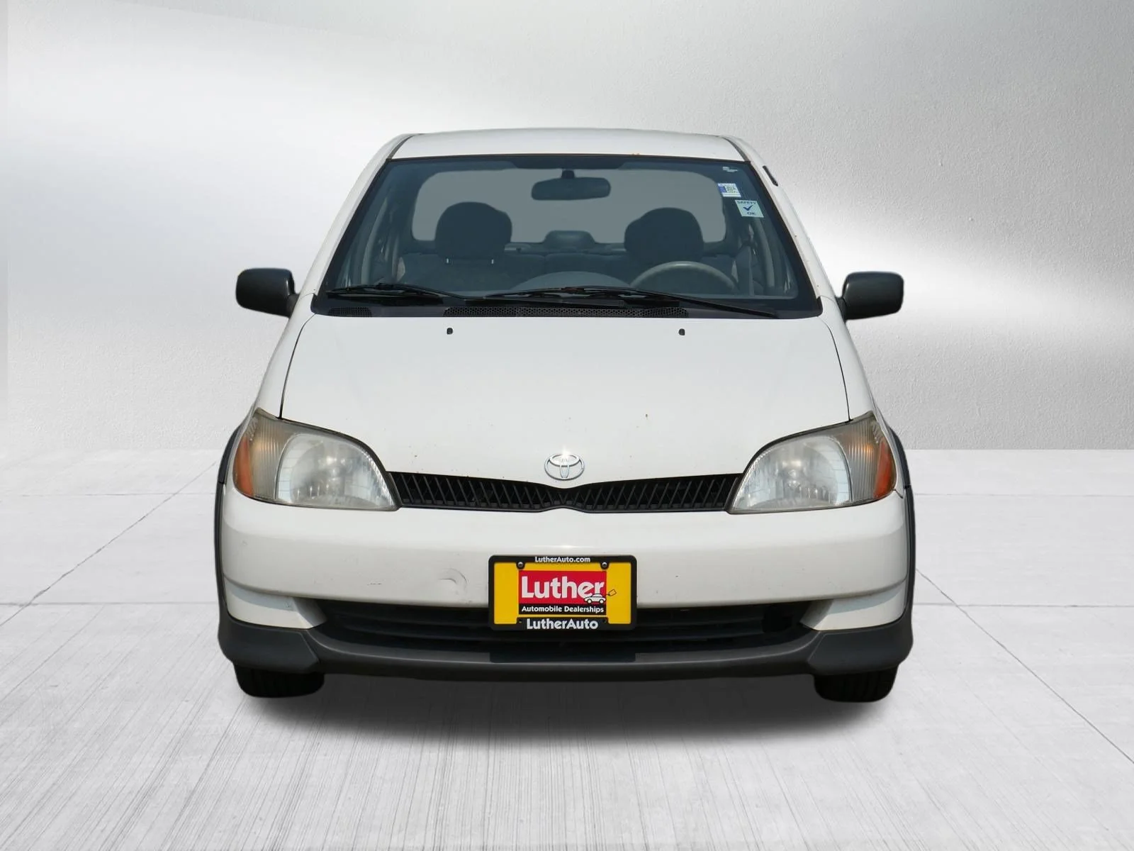 Used 2002 Polar White Toyota  image 2