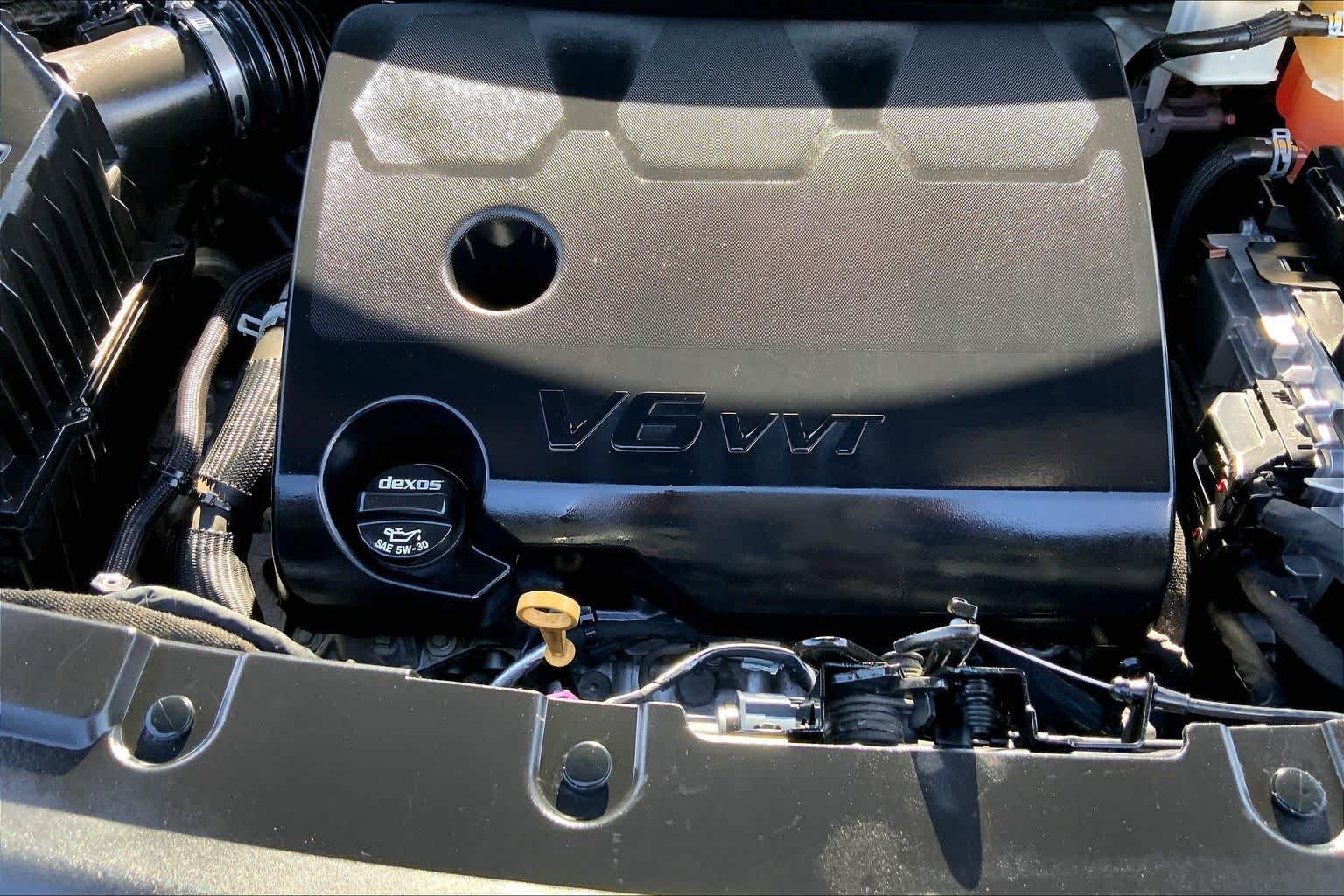 Used 2018 Mosaic Black Metallic Chevrolet LT Cloth image 32