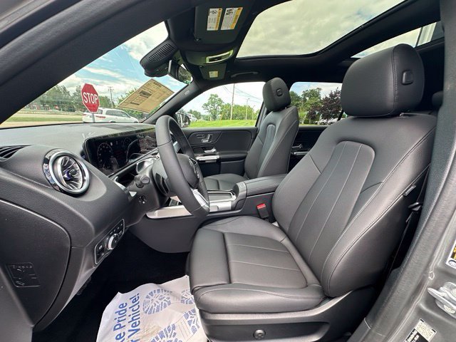 New 2026 Mountain Grey Metallic Mercedes-Benz GLB 250 image 57