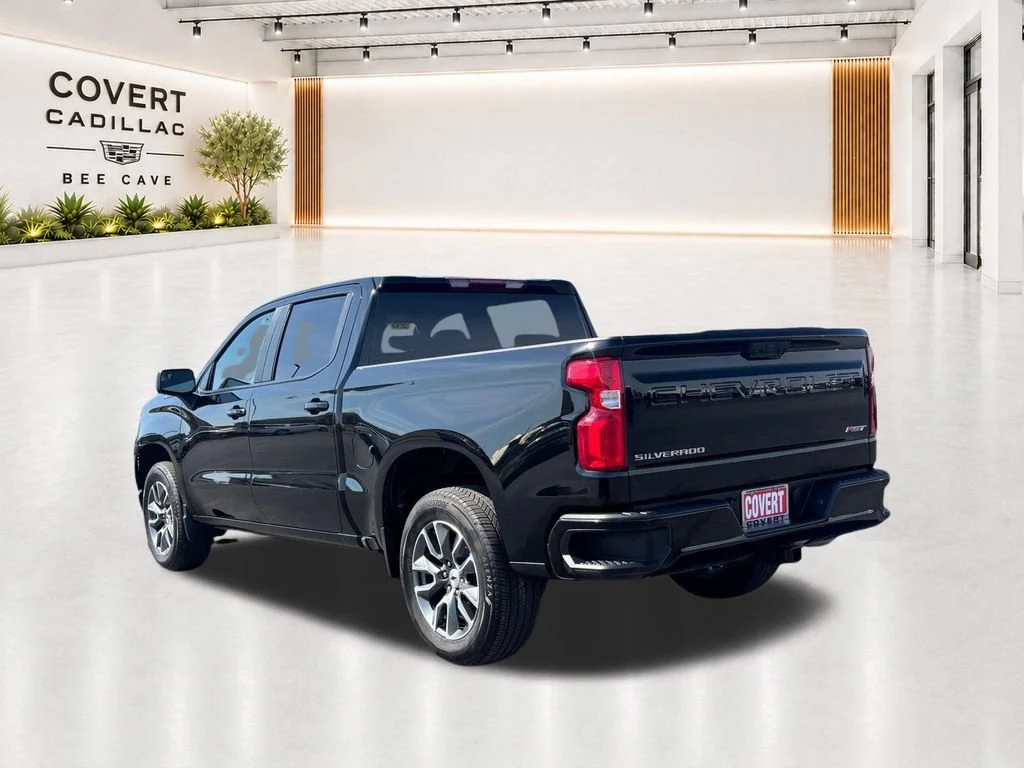Used 2025 Black Chevrolet RST image 10