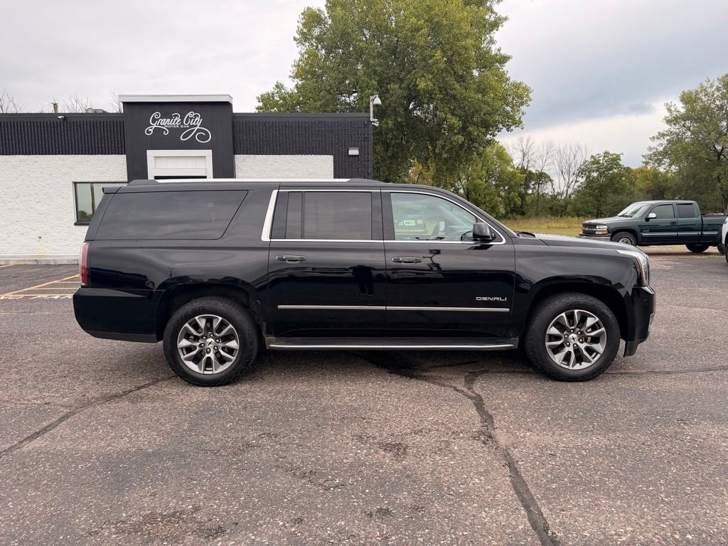 Used 2017 Black GMC Denali image 3