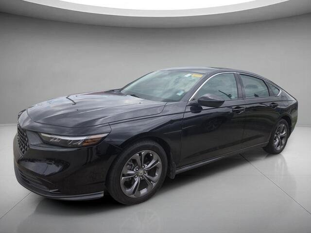 Used 2023 Crystal Black Pearl Honda EX image 1