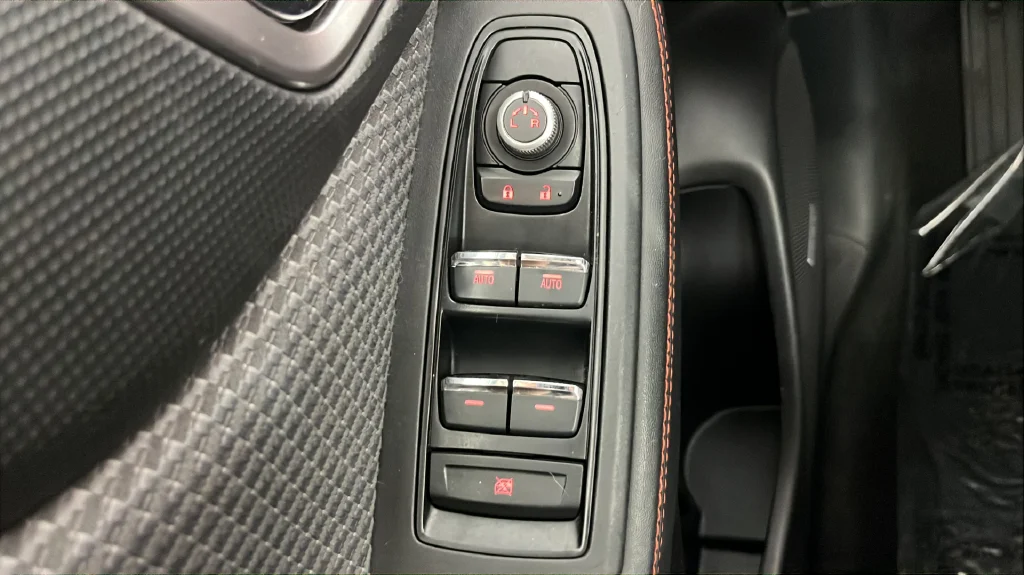Used 2019 Silver Subaru Sport image 30