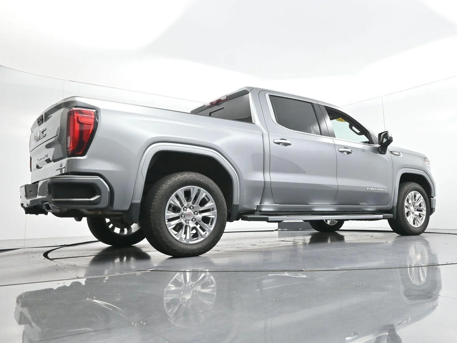 Used 2024 Sterling Metallic GMC Denali image 55