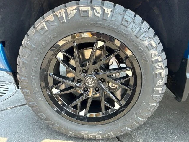 Used 2023 Blue Chevrolet RST image 6