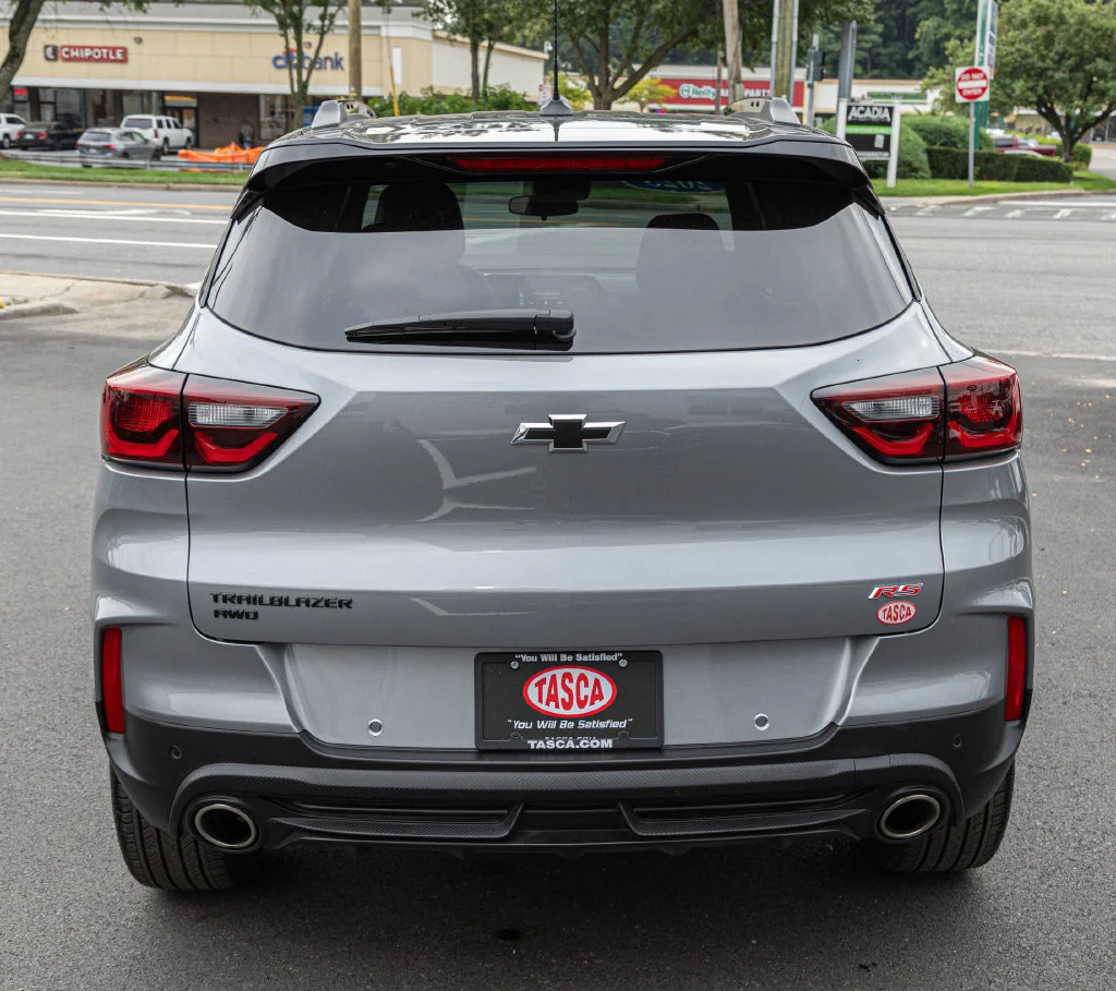 Used 2025 Gray Chevrolet RS image 5
