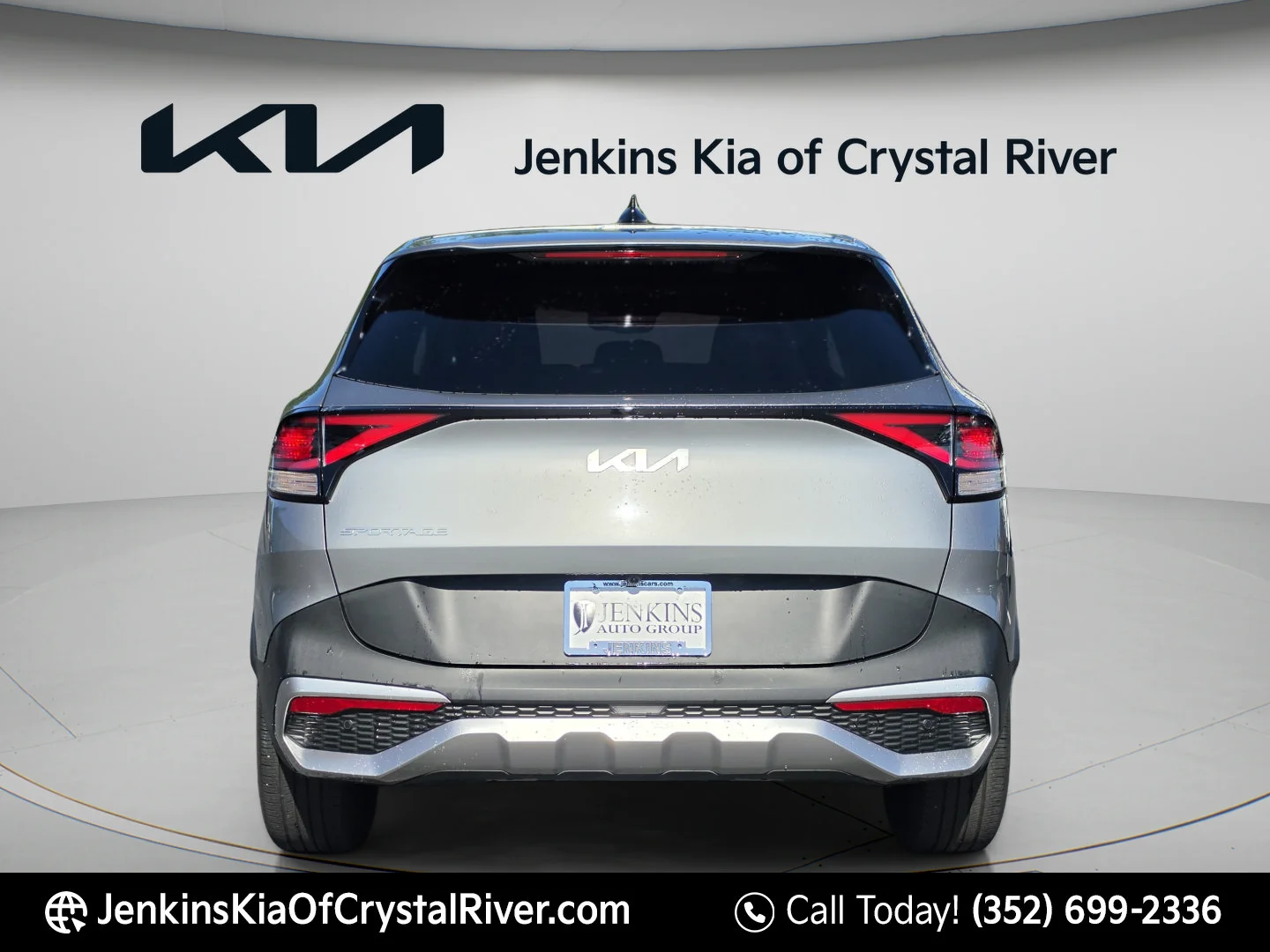 Used 2025 Steel Gray Kia LX image 6