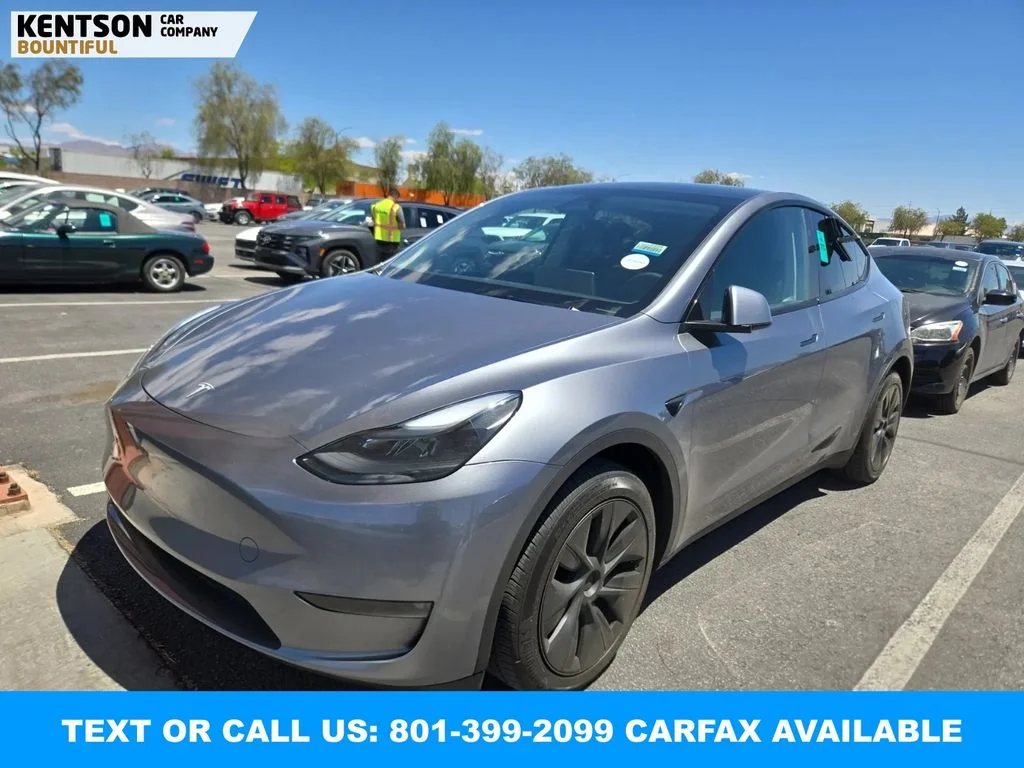 2024 Tesla Model Y Long Range Dual Motor All-Wheel Drive's photo