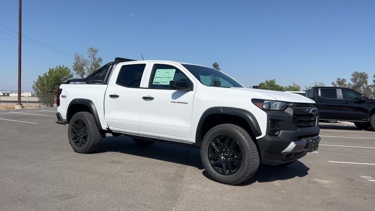 2025 Chevrolet Colorado Trail Boss - Photo 30