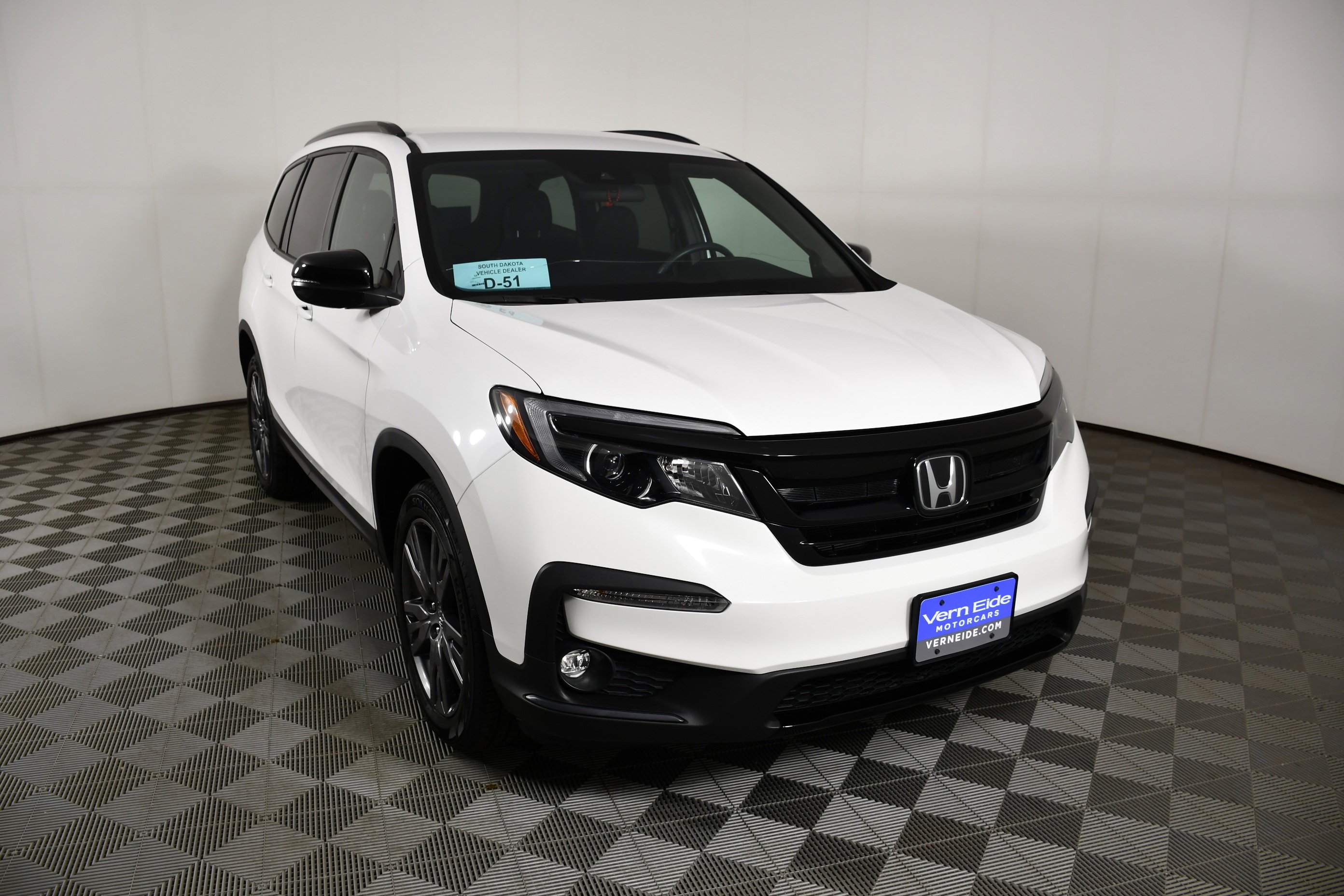 Certified Used 2022 Platinum White Pearl Honda Sport image 3
