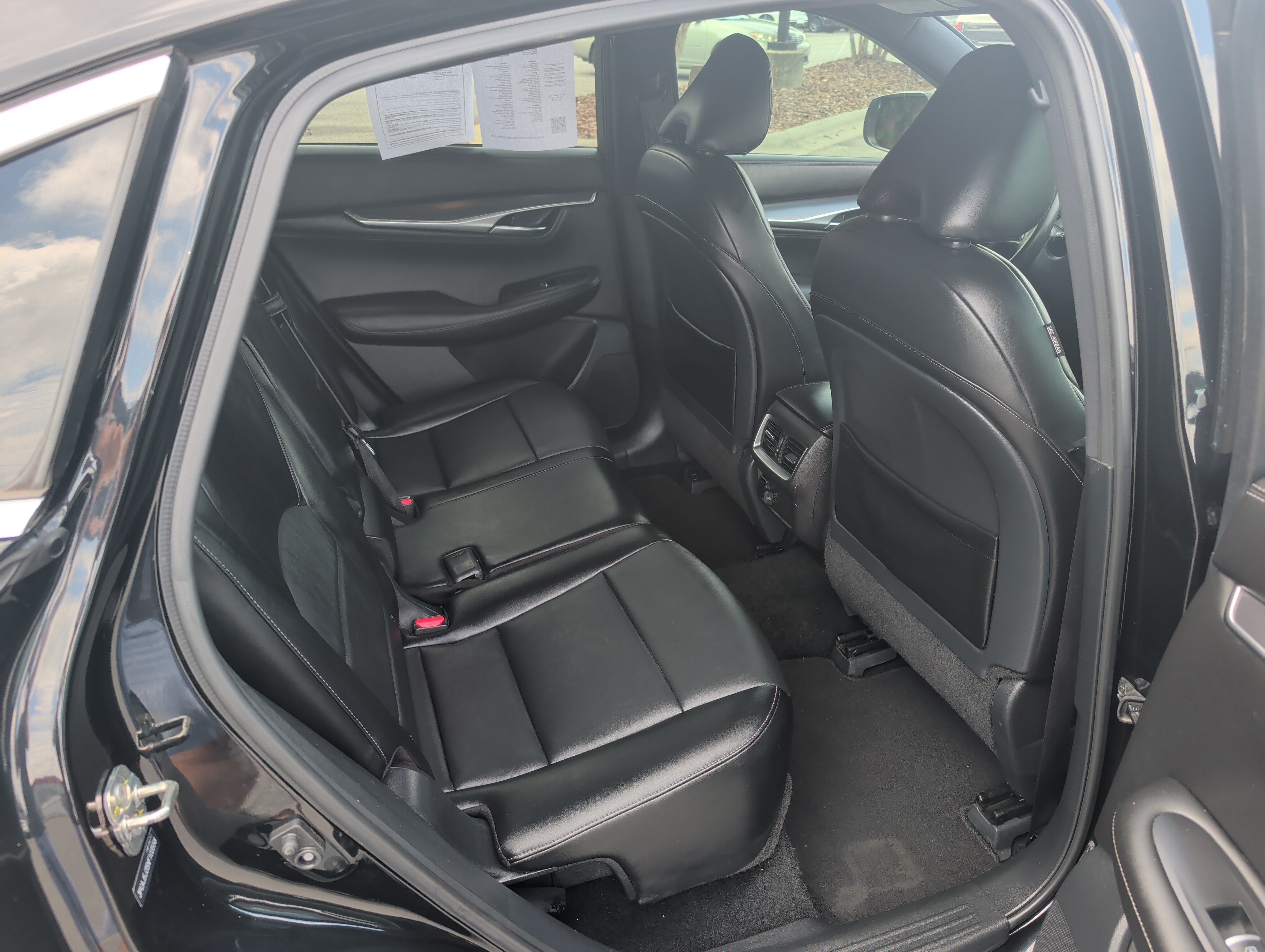 Used 2022 Mineral Black INFINITI LUXE image 13