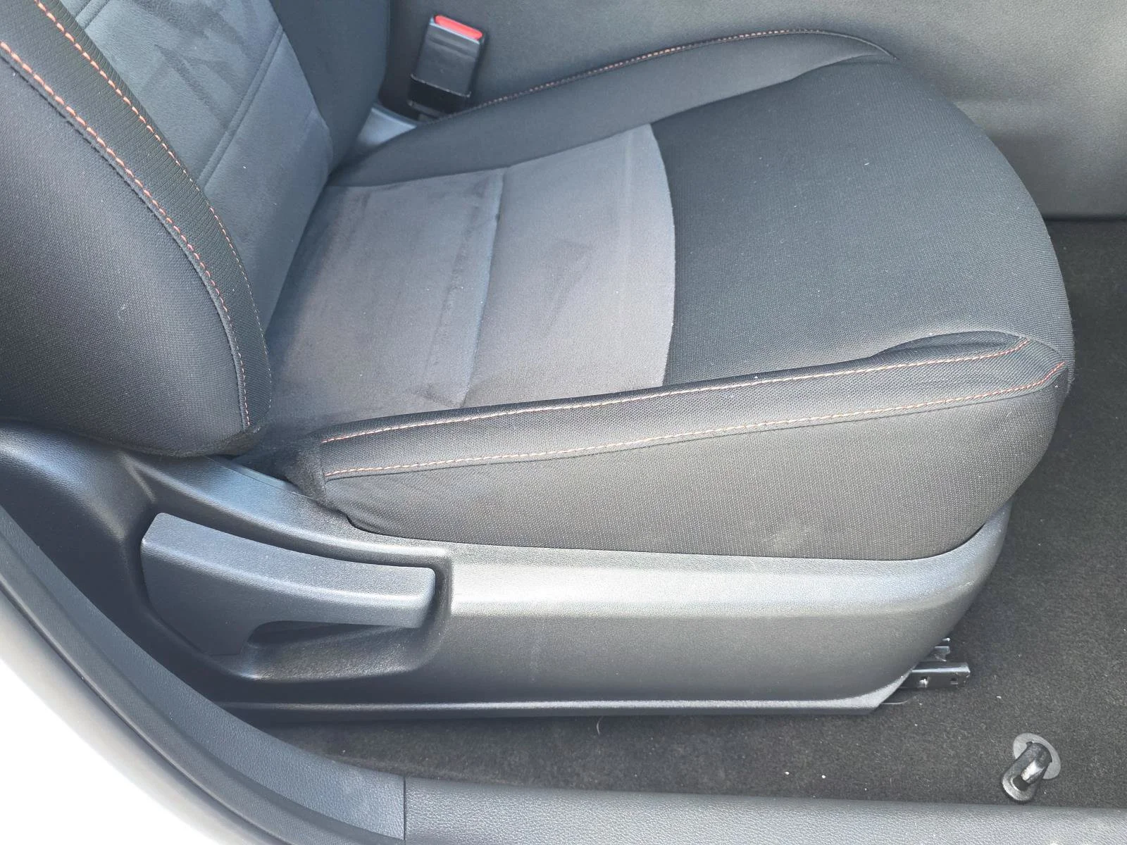 Used 2024 Aspen White Tricoat/Super Black Nissan SR image 17