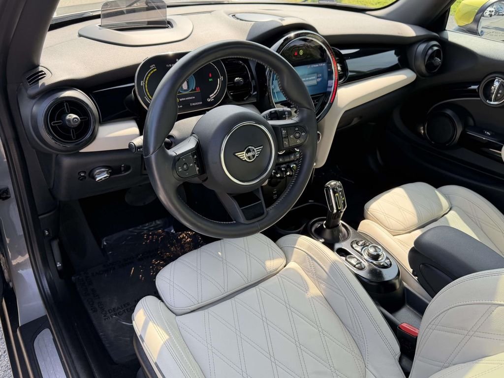 Used 2022 MINI Hardtop 2 Door SE with VIN WMW13DJ03N2R33904 for sale in Midlothian, VA
